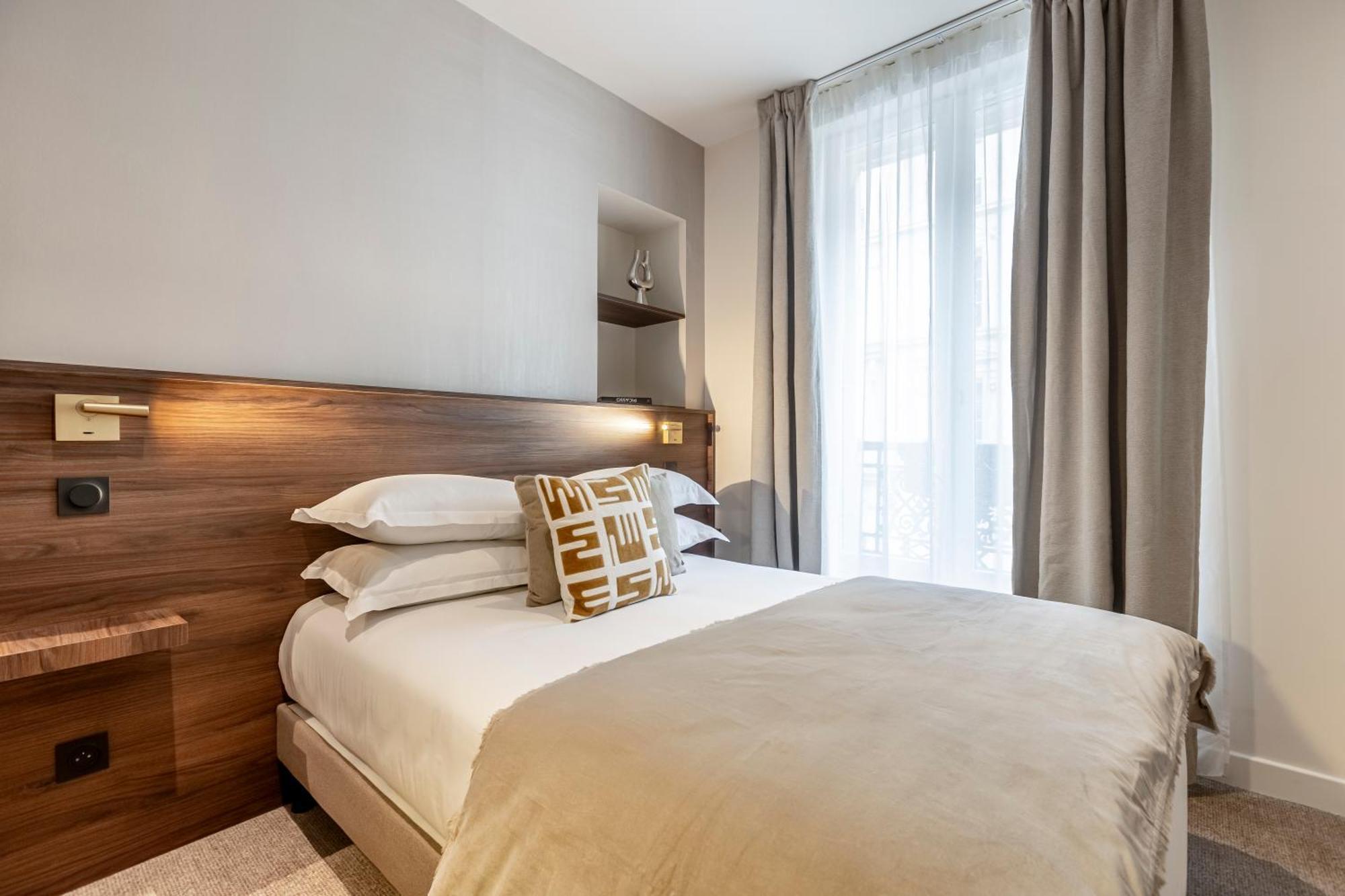 Le Madame By Sweett Hotel Paris Bagian luar foto